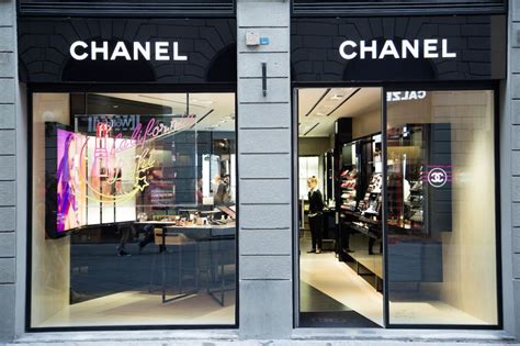 negozio bottoni chanel firenze|Chanel firenze boutique.